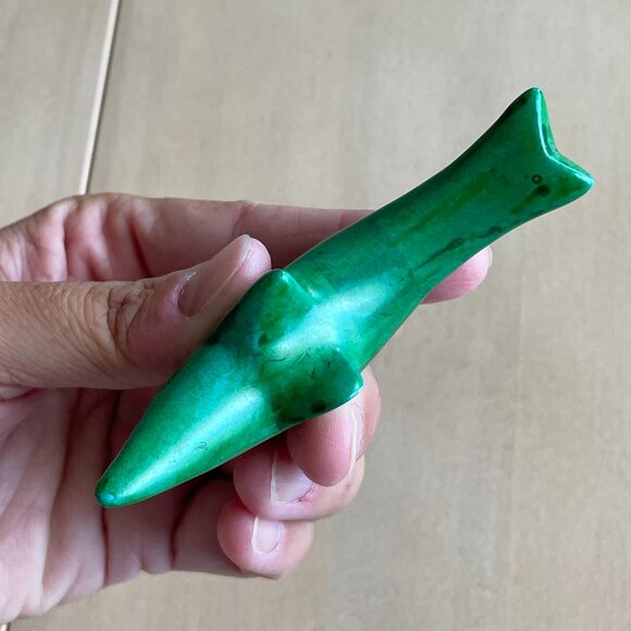 Small Green Soapstone Dolphin Figurine Sculpture Statue Decoration Decor - Picture 8 of 8